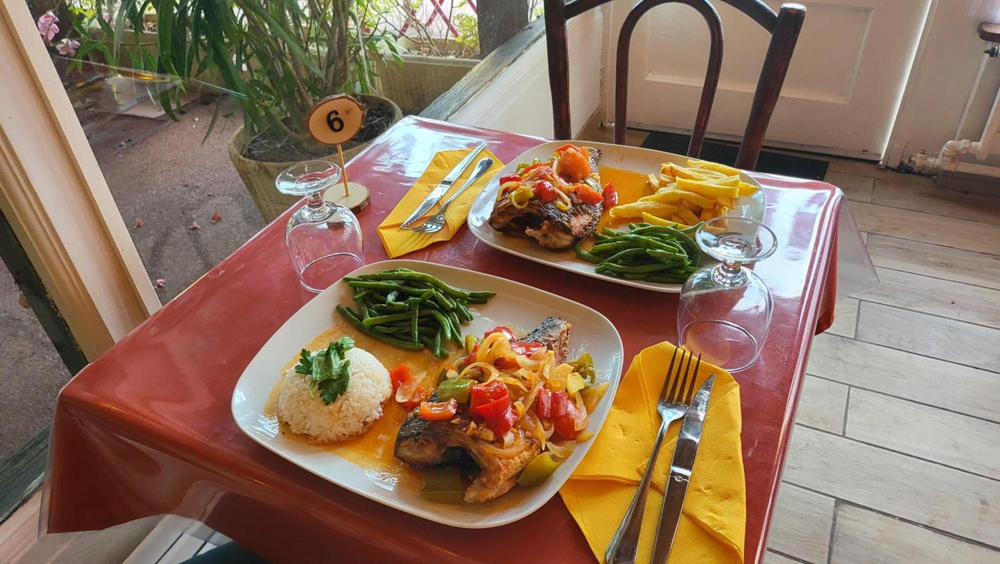 Souppes-sur-Loing A La Vielle Halle מראה חיצוני תמונה
